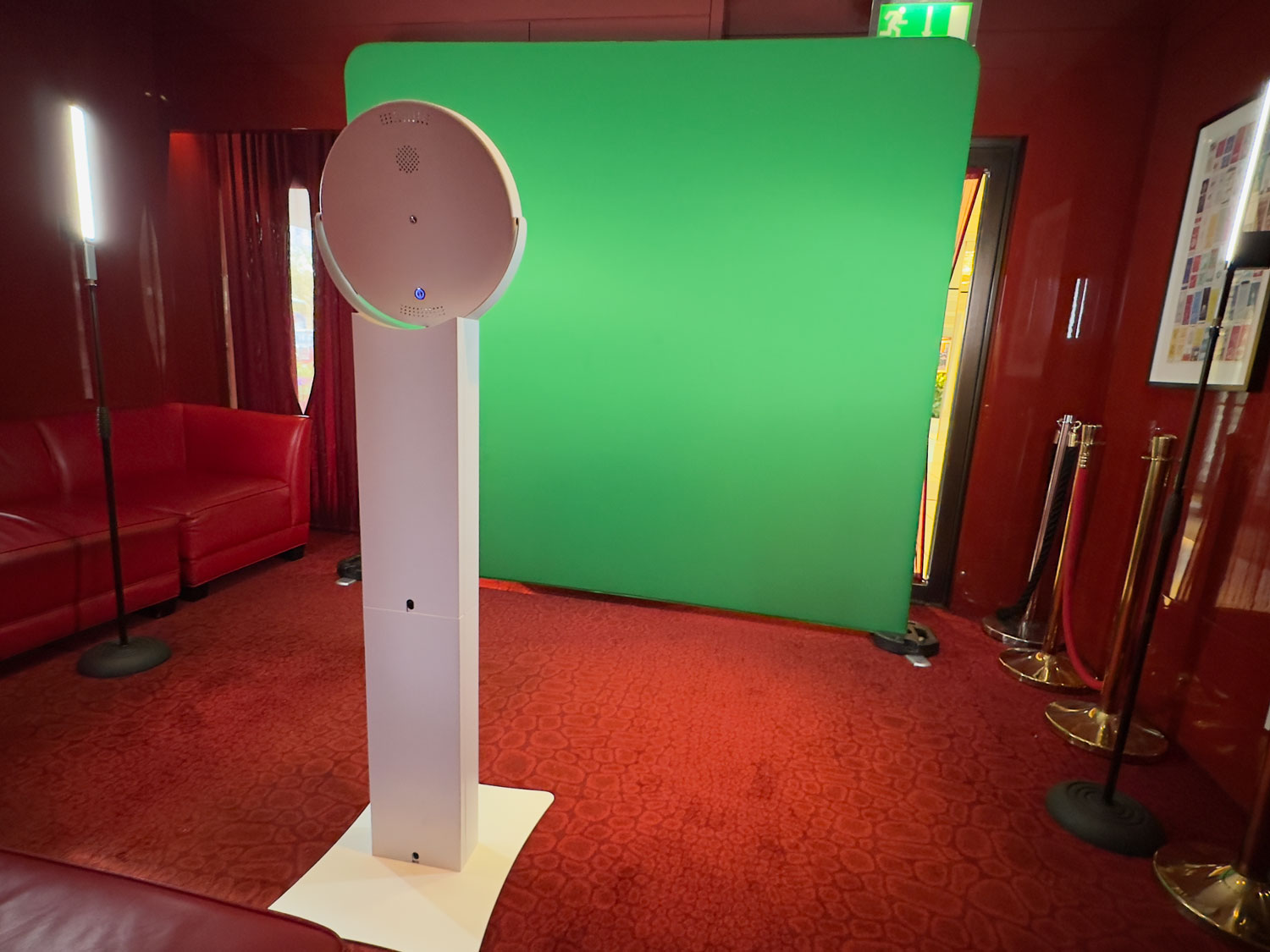 Green Screen Selfie Pod